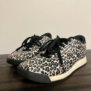 Reebok Classic GZ8648 Princess Leopard Print Sneaker Shoes Womens size 8.5